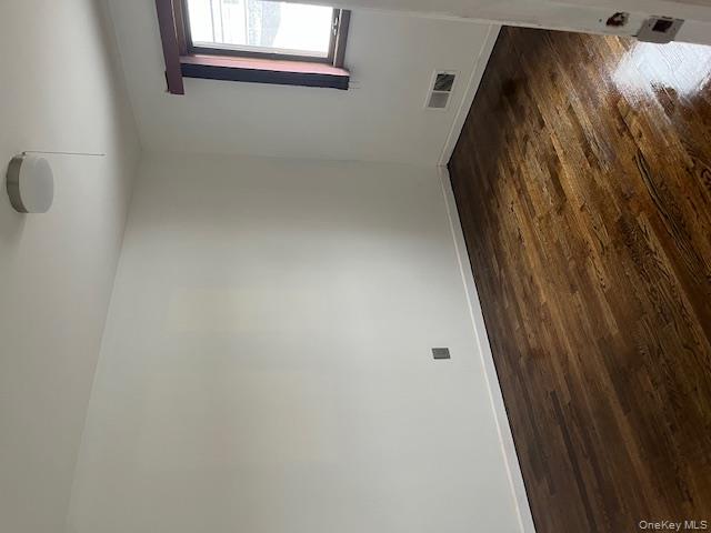 #12 photo, 3977 Wellwood Road, ナッソー郡 Seaford , NY 11783