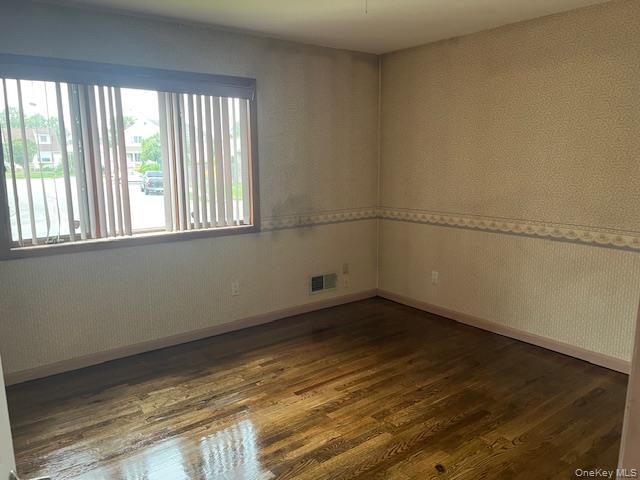 #9 photo, 3977 Wellwood Road, ナッソー郡 Seaford , NY 11783