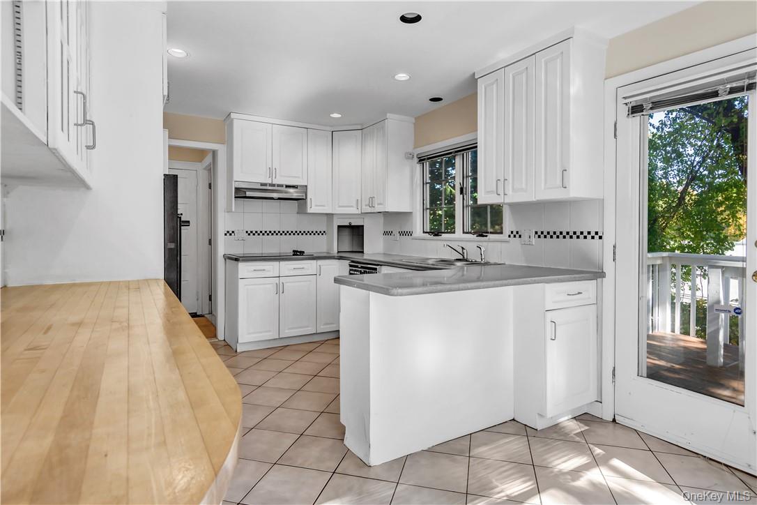 #11 photo, 1058 Wilmot Road, Scarsdale , NY 10583