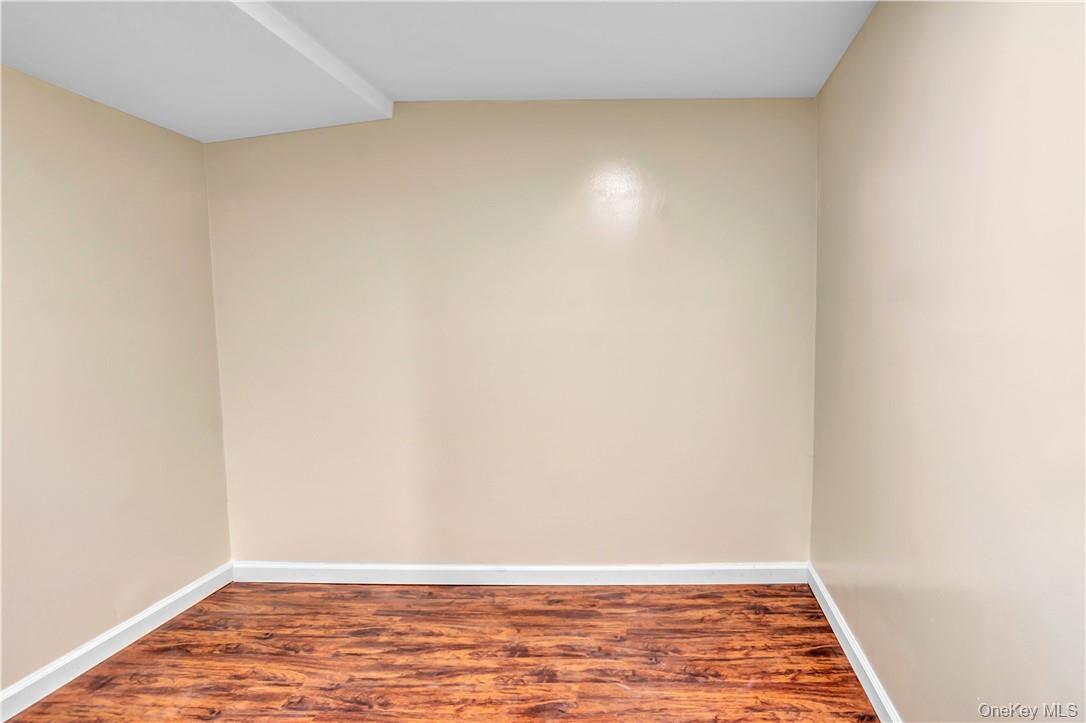 #17 photo, 1058 Wilmot Road, Scarsdale , NY 10583