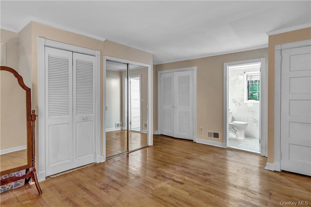 #7 photo, 1058 Wilmot Road, Scarsdale , NY 10583