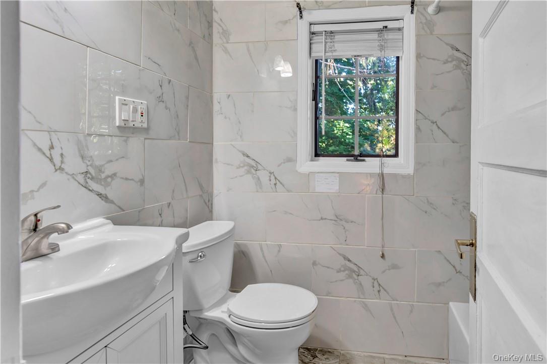 #8 photo, 1058 Wilmot Road, Scarsdale , NY 10583