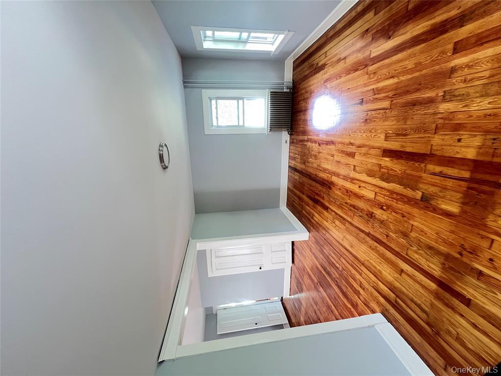 #7 photo, 147 SOUTH PLANK Road, Newburgh , NY 12550