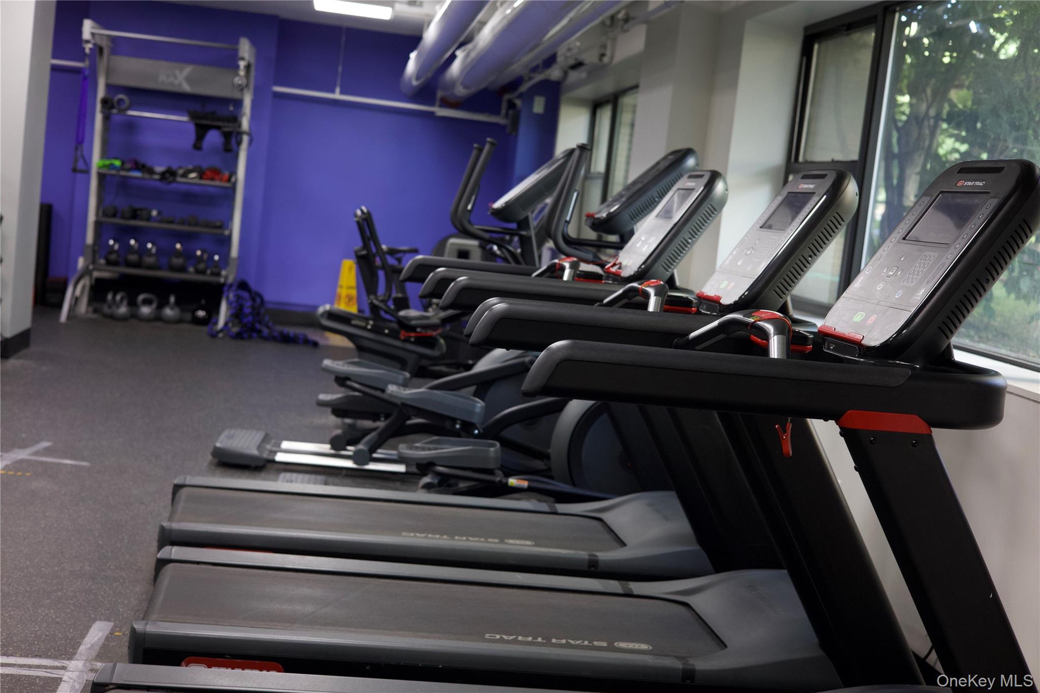 #7 photo, 5 Fordham Hill Oval, ブロンクス区 Bronx , NY 10468