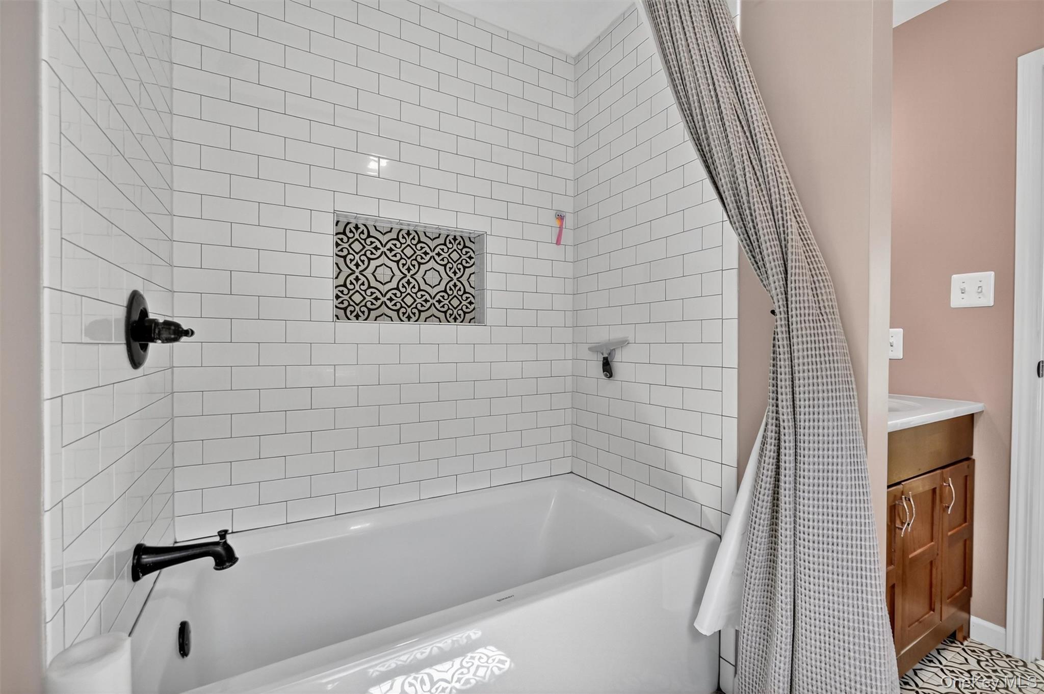 #18 photo, 82 Hillside Drive, Marlboro , NY 12542