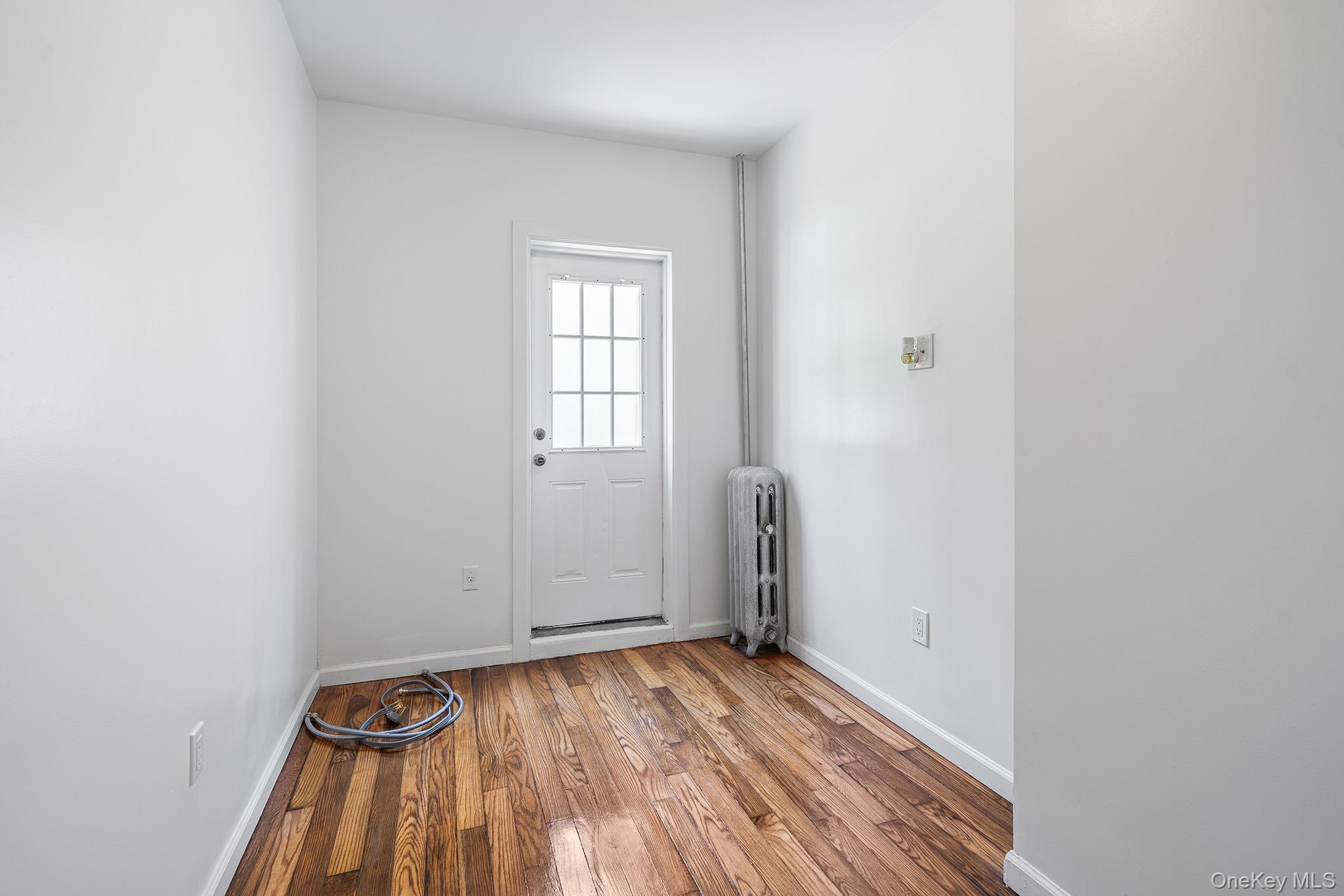 #16 photo, 6921 78th Street, クイーンズ区 Middle Village , NY 11379