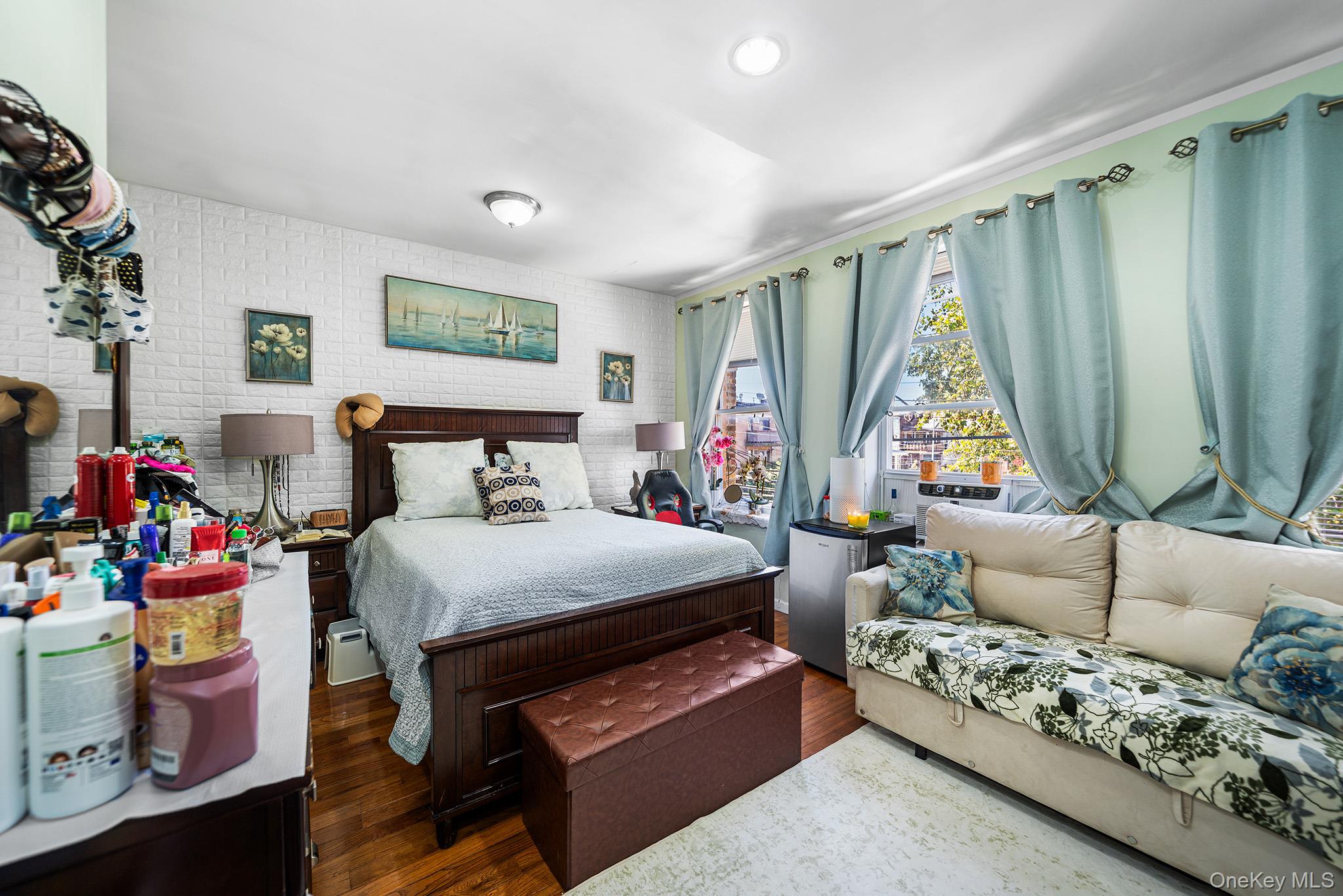 #5 photo, 6921 78th Street, クイーンズ区 Middle Village , NY 11379