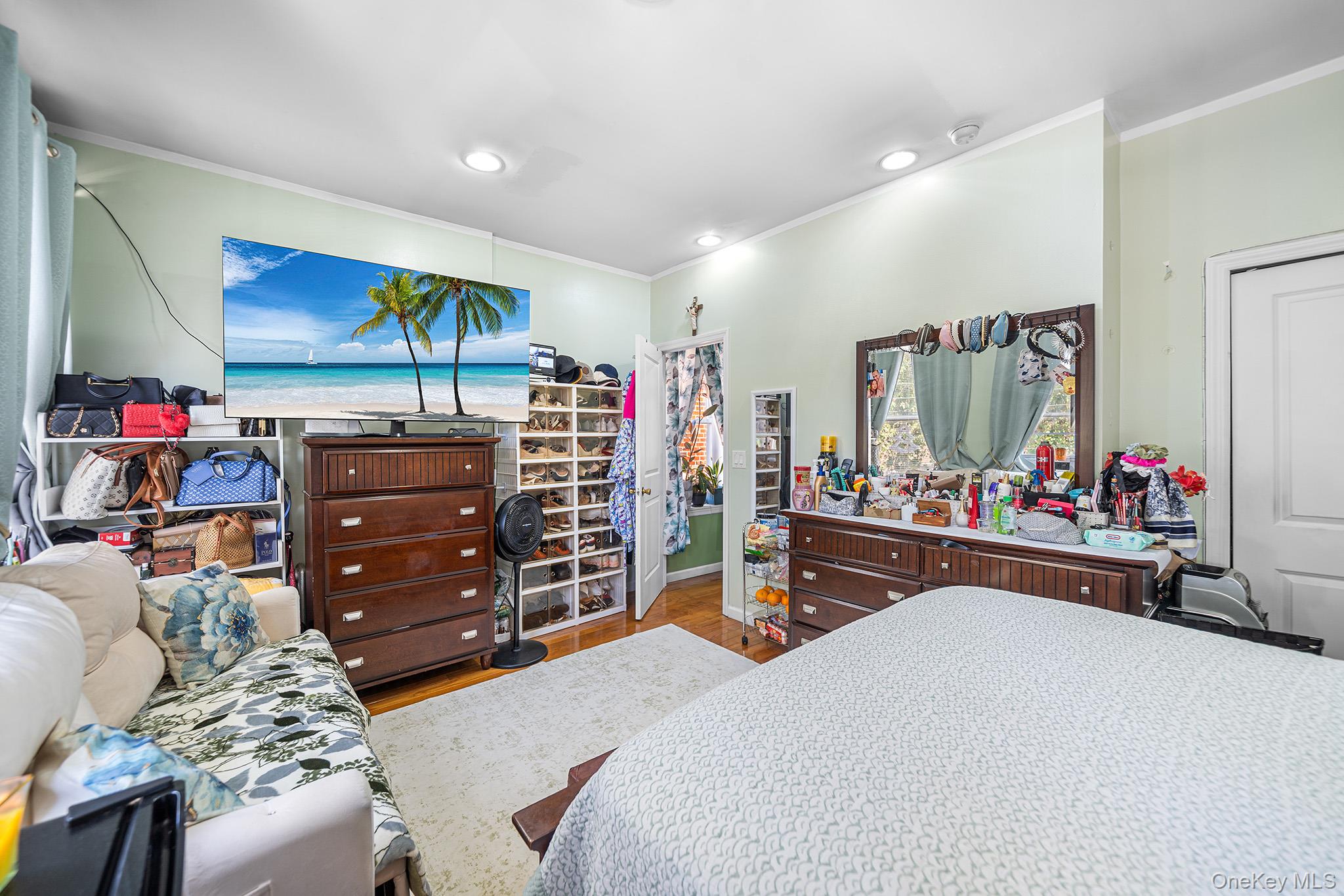 #6 photo, 6921 78th Street, クイーンズ区 Middle Village , NY 11379