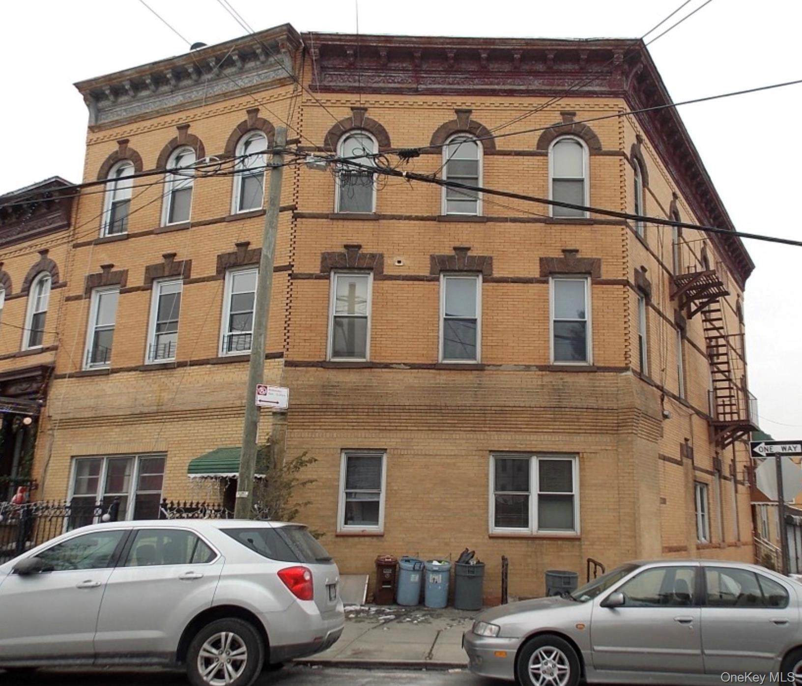 #1 photo, 7402 65th Street, クイーンズ区 Glendale , NY 11385