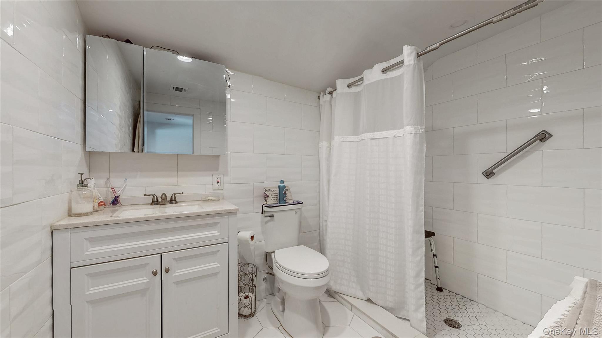 #15 photo, 2347 Pine Street, ナッソー郡 Seaford , NY 11783