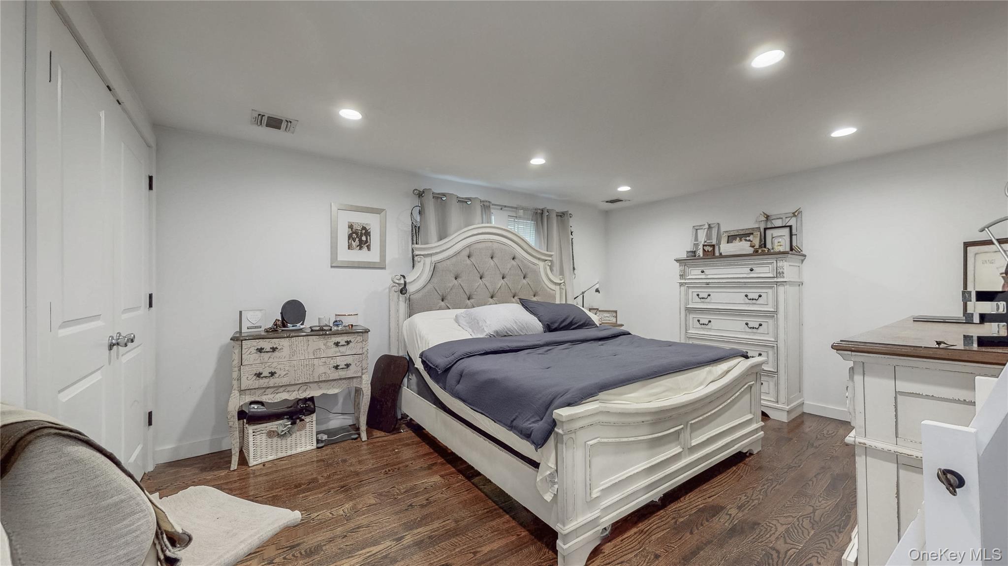 #16 photo, 2347 Pine Street, ナッソー郡 Seaford , NY 11783