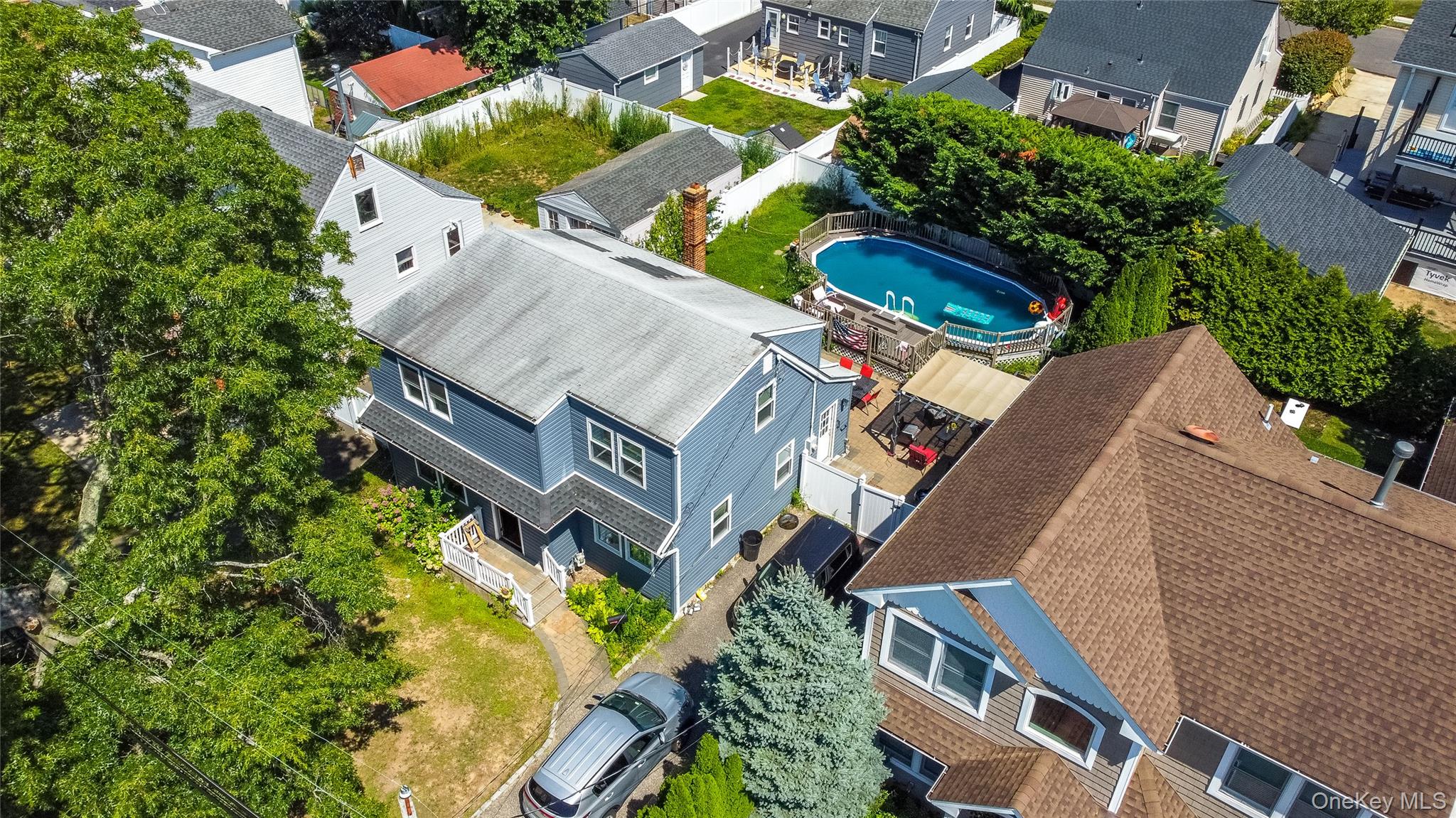 #3 photo, 2347 Pine Street, ナッソー郡 Seaford , NY 11783