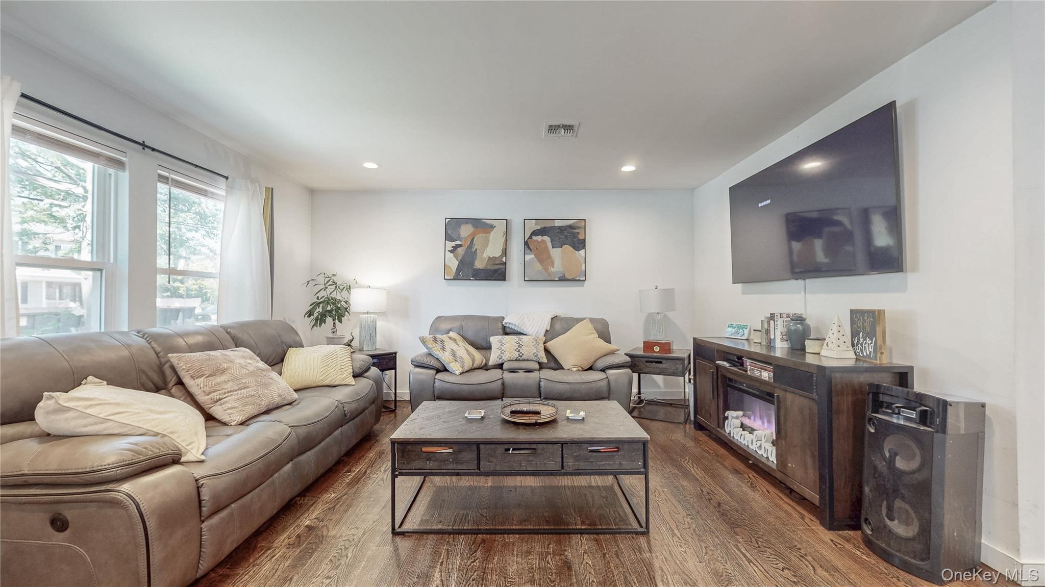 #5 photo, 2347 Pine Street, ナッソー郡 Seaford , NY 11783