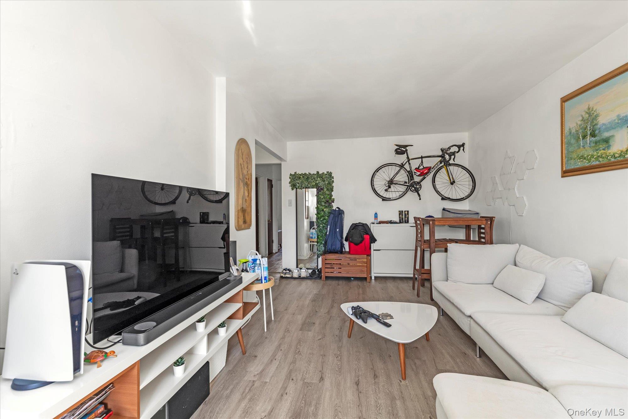 #3 photo, 25-14 44th Street, クイーンズ区 Astoria , NY 11103