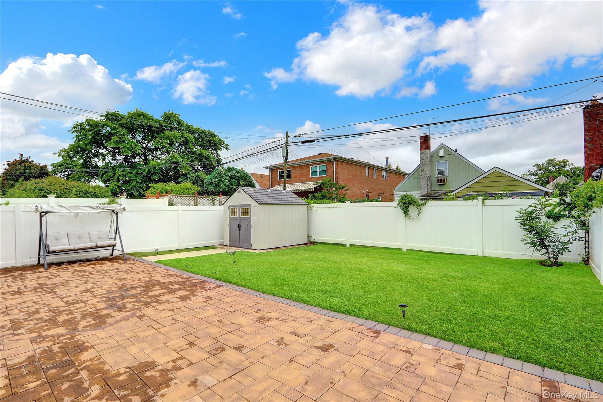 #20 photo, 163-40 19th Avenue, クイーンズ区 Whitestone , NY 11357