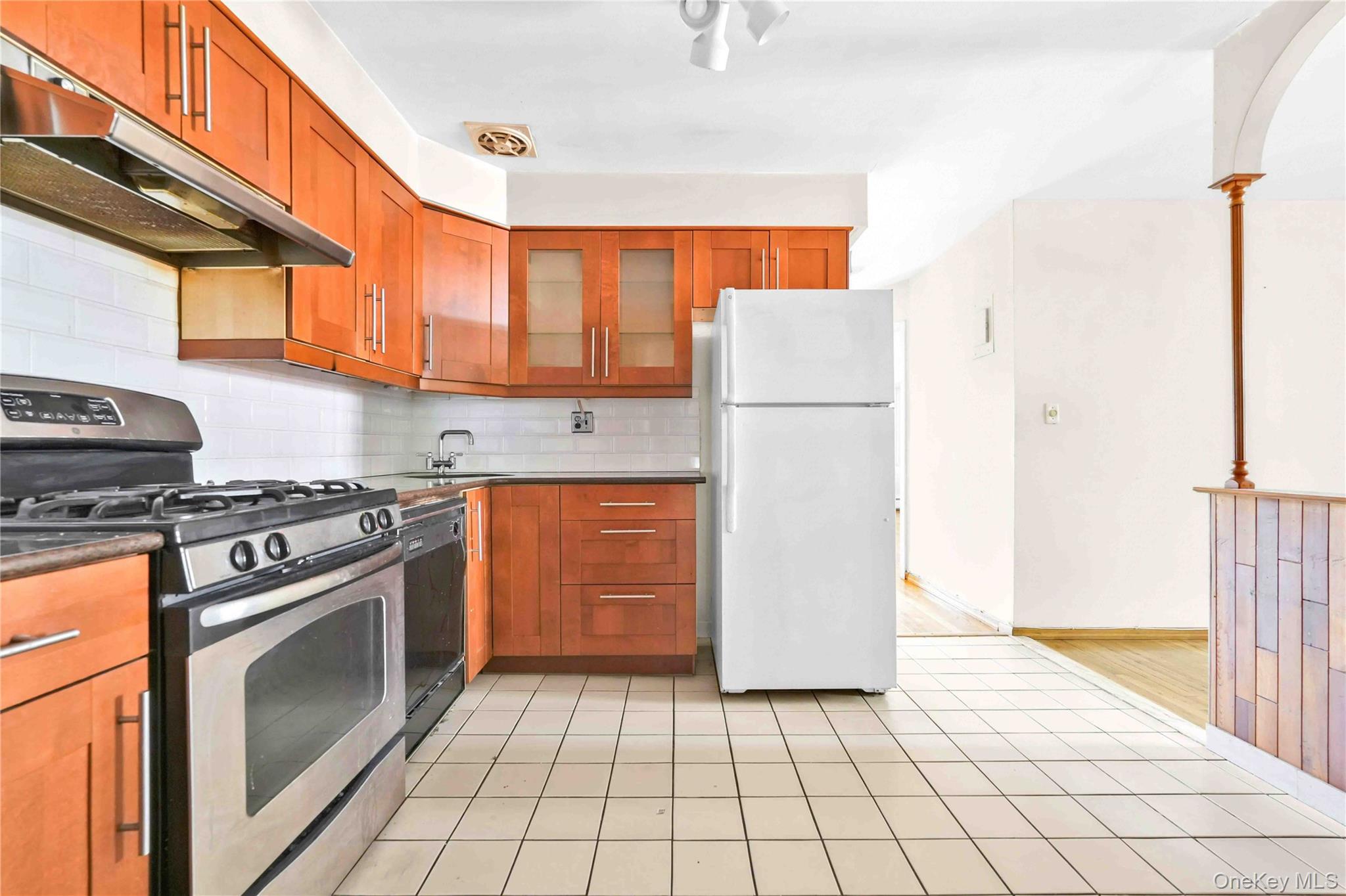 #11 photo, 21260 16th Avenue, クイーンズ区 Bayside , NY 11360