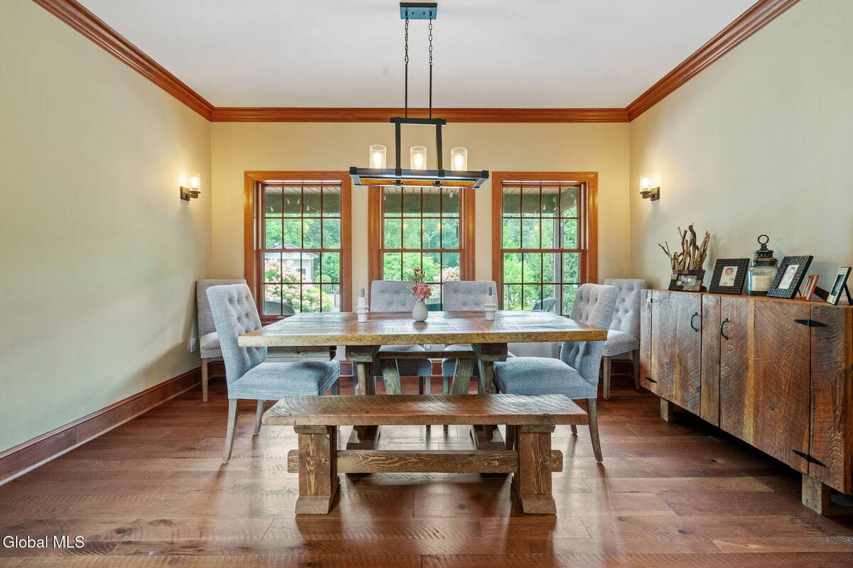 #21 photo, 737 Muitzeskill Road, Schodack , NY 12156