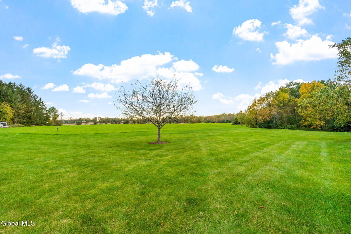 #55 photo, 737 Muitzeskill Road, Schodack , NY 12156