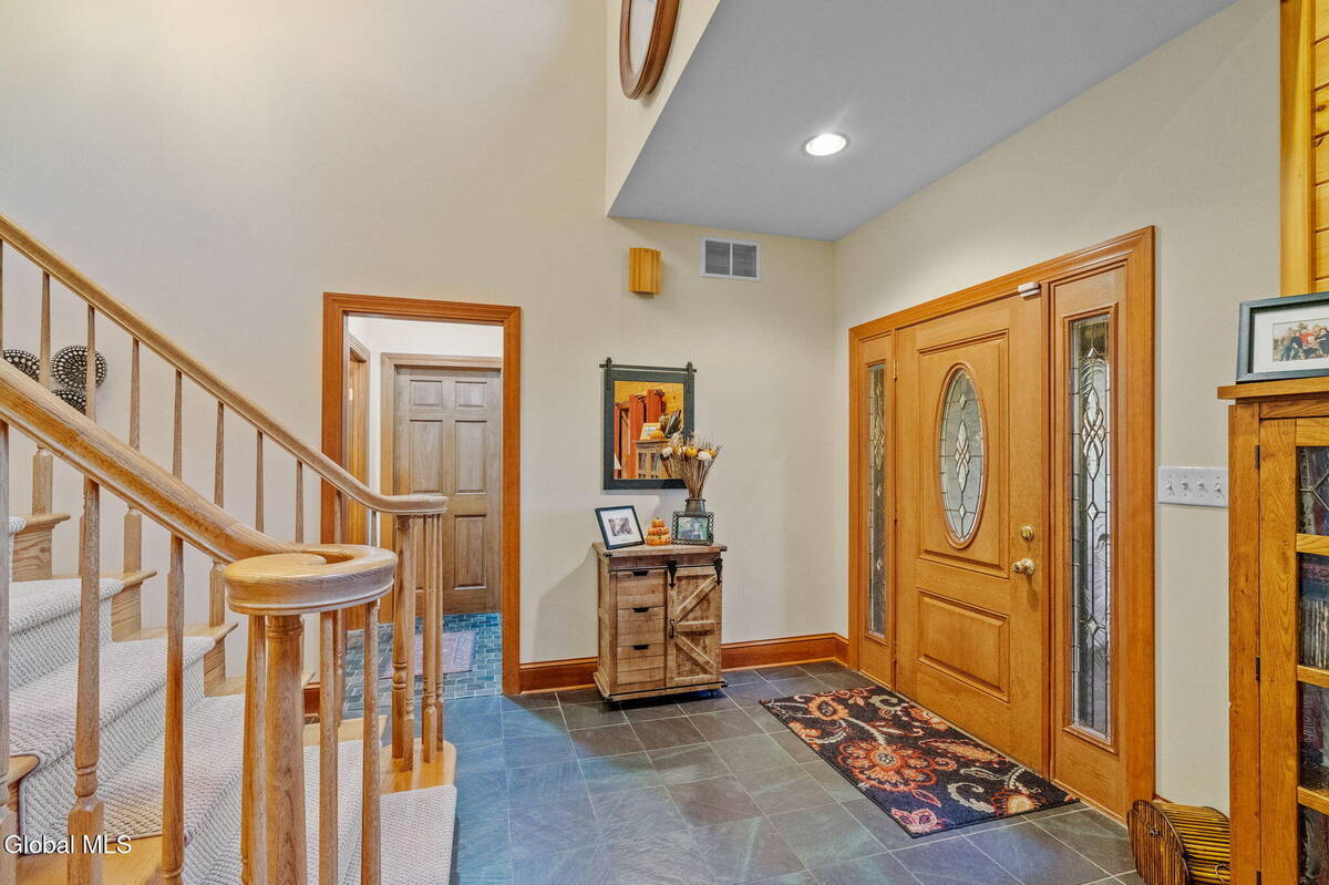 #6 photo, 737 Muitzeskill Road, Schodack , NY 12156