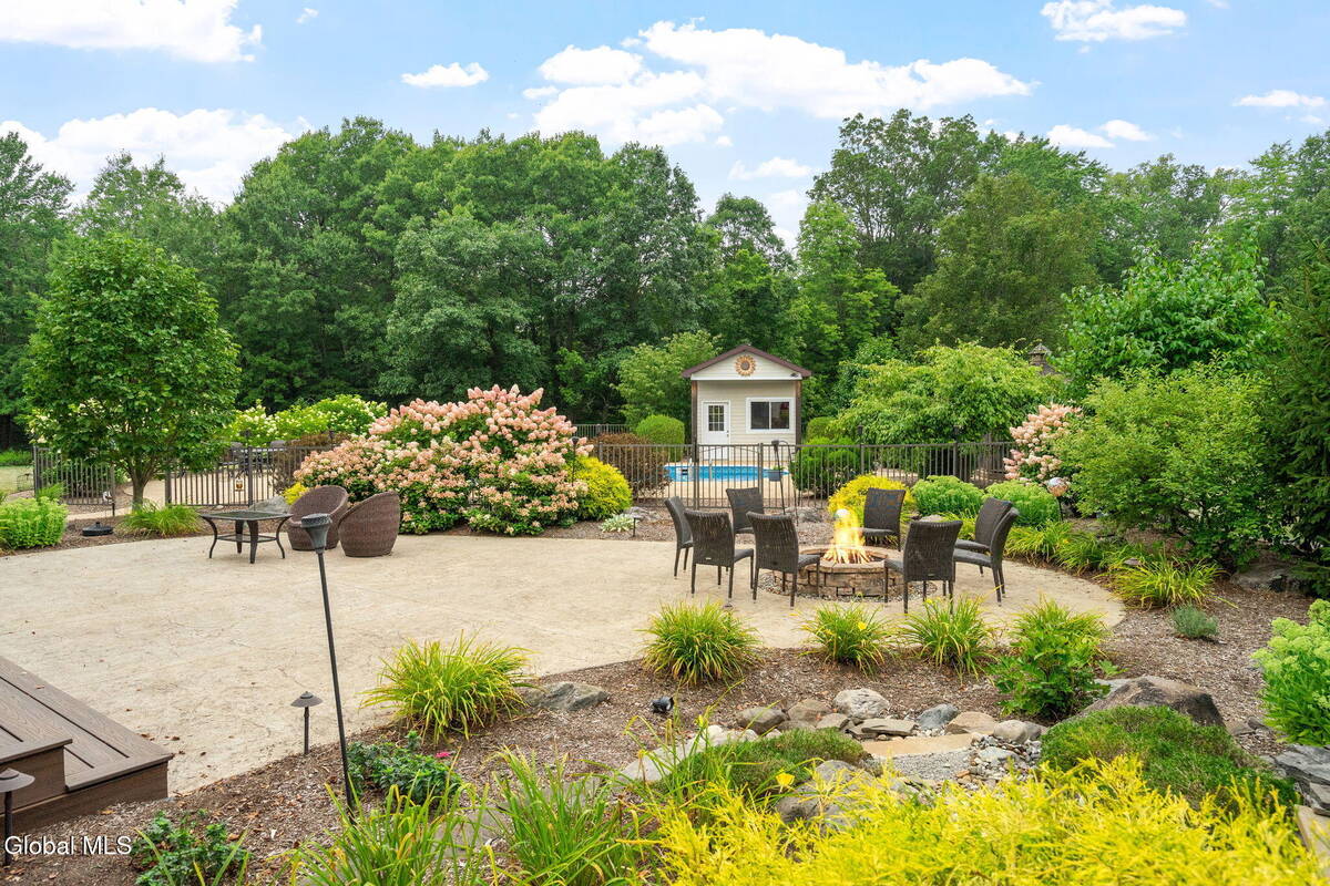 #67 photo, 737 Muitzeskill Road, Schodack , NY 12156