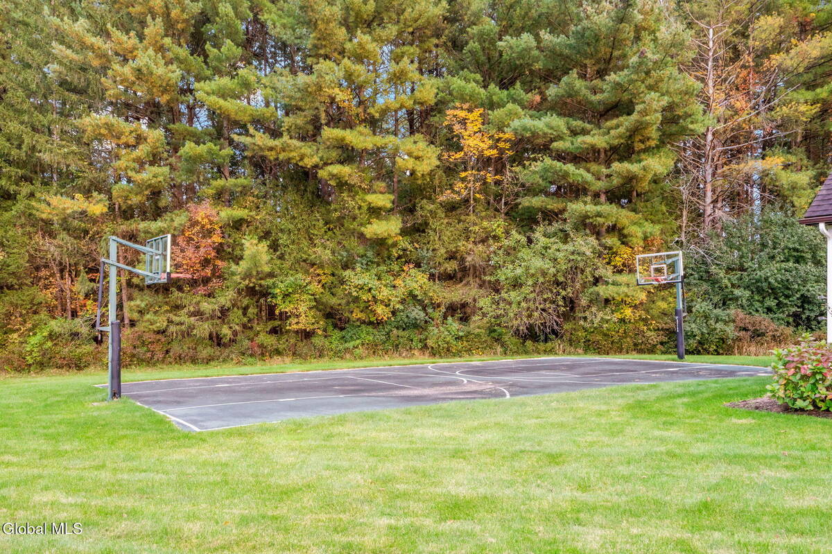 #78 photo, 737 Muitzeskill Road, Schodack , NY 12156