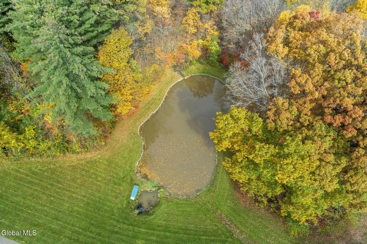 #93 photo, 737 Muitzeskill Road, Schodack , NY 12156