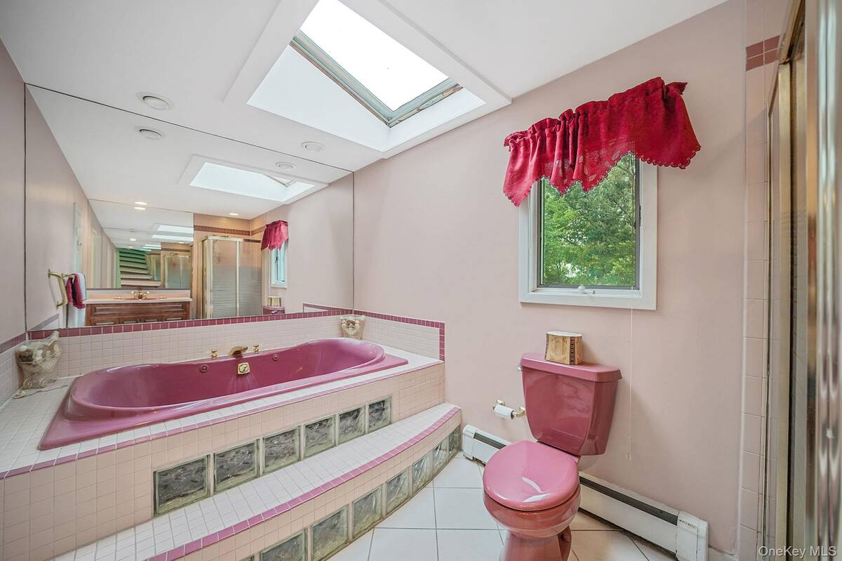 #24 photo, 24 Oakdale Avenue, サフォーク郡 Farmingville , NY 11738