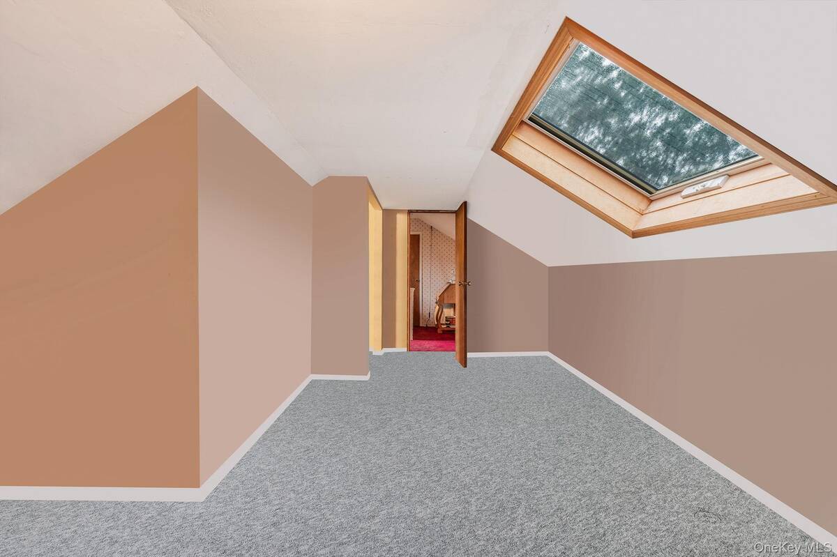 #16 photo, 68 Lakeside Drive, サフォーク郡 Farmingville , NY 11738