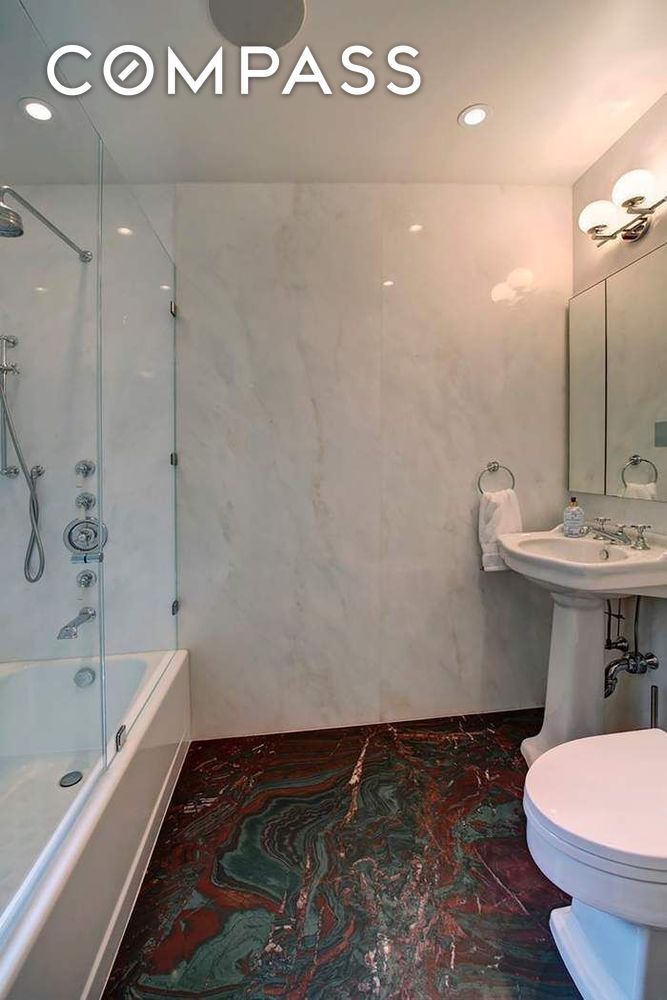 #9 photo, New York City, マンハッタン Central Park South , NY 10019