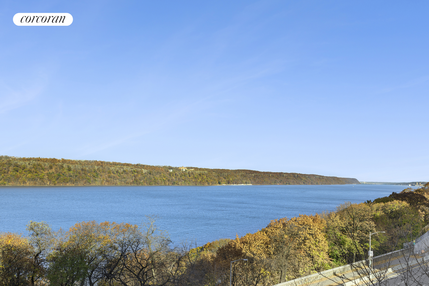 #10 photo, 880 W 181ST Street, マンハッタン Hudson Heights , NY 10033