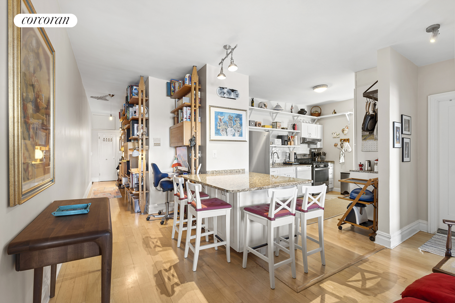 #6 photo, 880 W 181ST Street, マンハッタン Hudson Heights , NY 10033