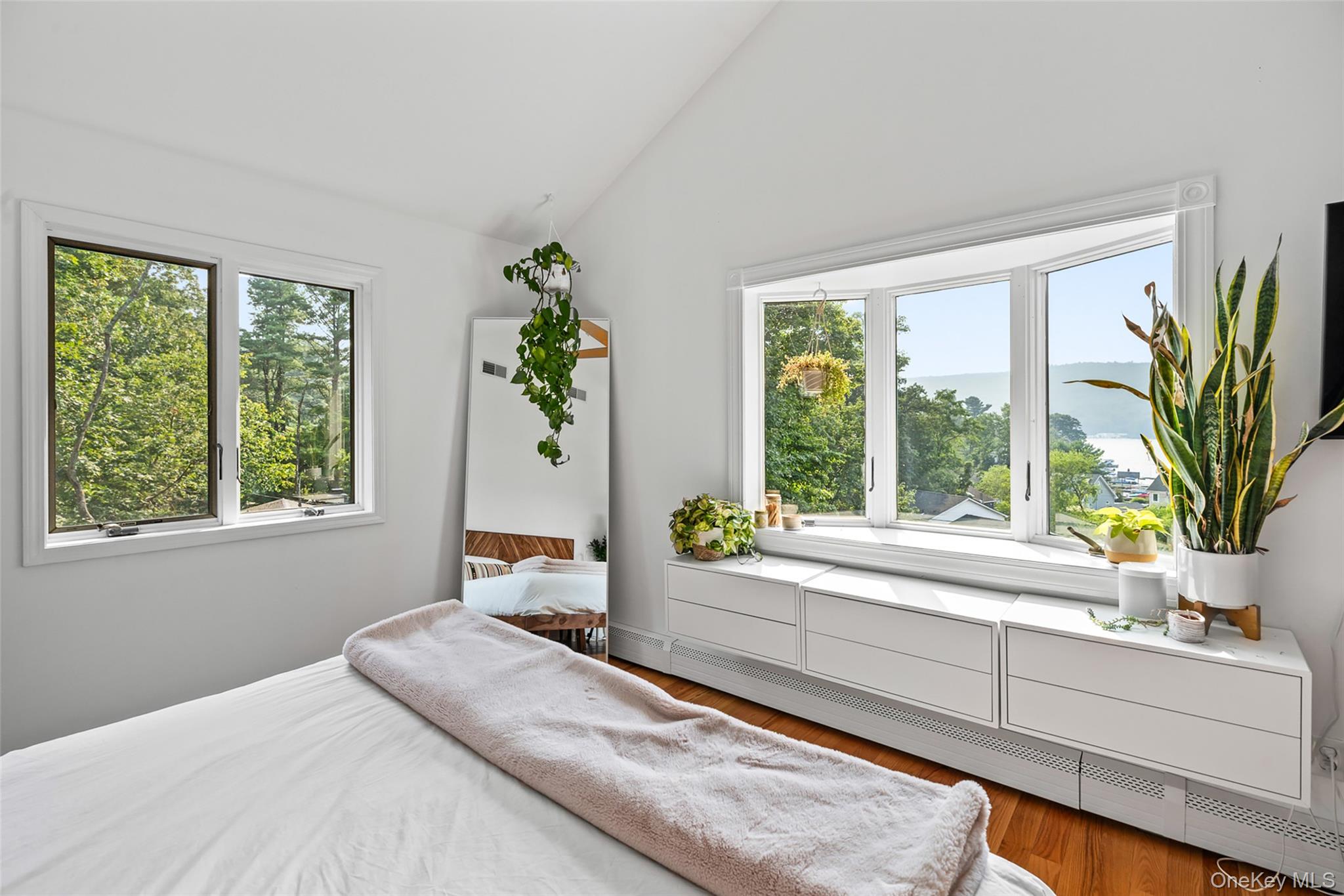 #19 photo, 10 Holiday Lane, Greenwood Lake , NY 10925