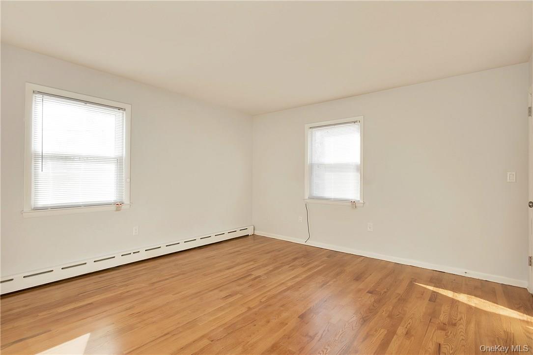 #20 photo, 21 Morgan Street, Eastchester , NY 10709