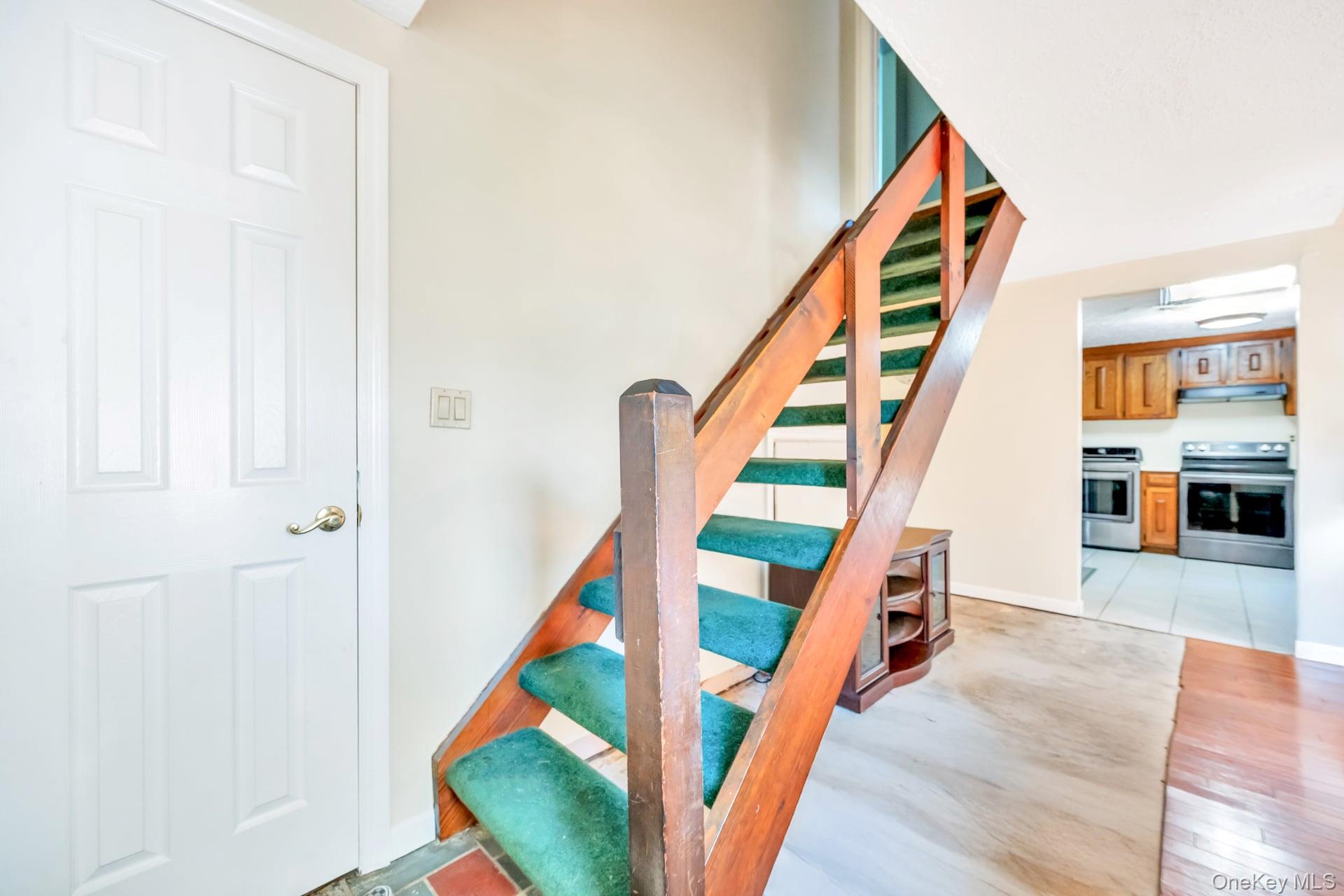 #12 photo, 75 White Pine Way, サフォーク郡 Medford , NY 11763