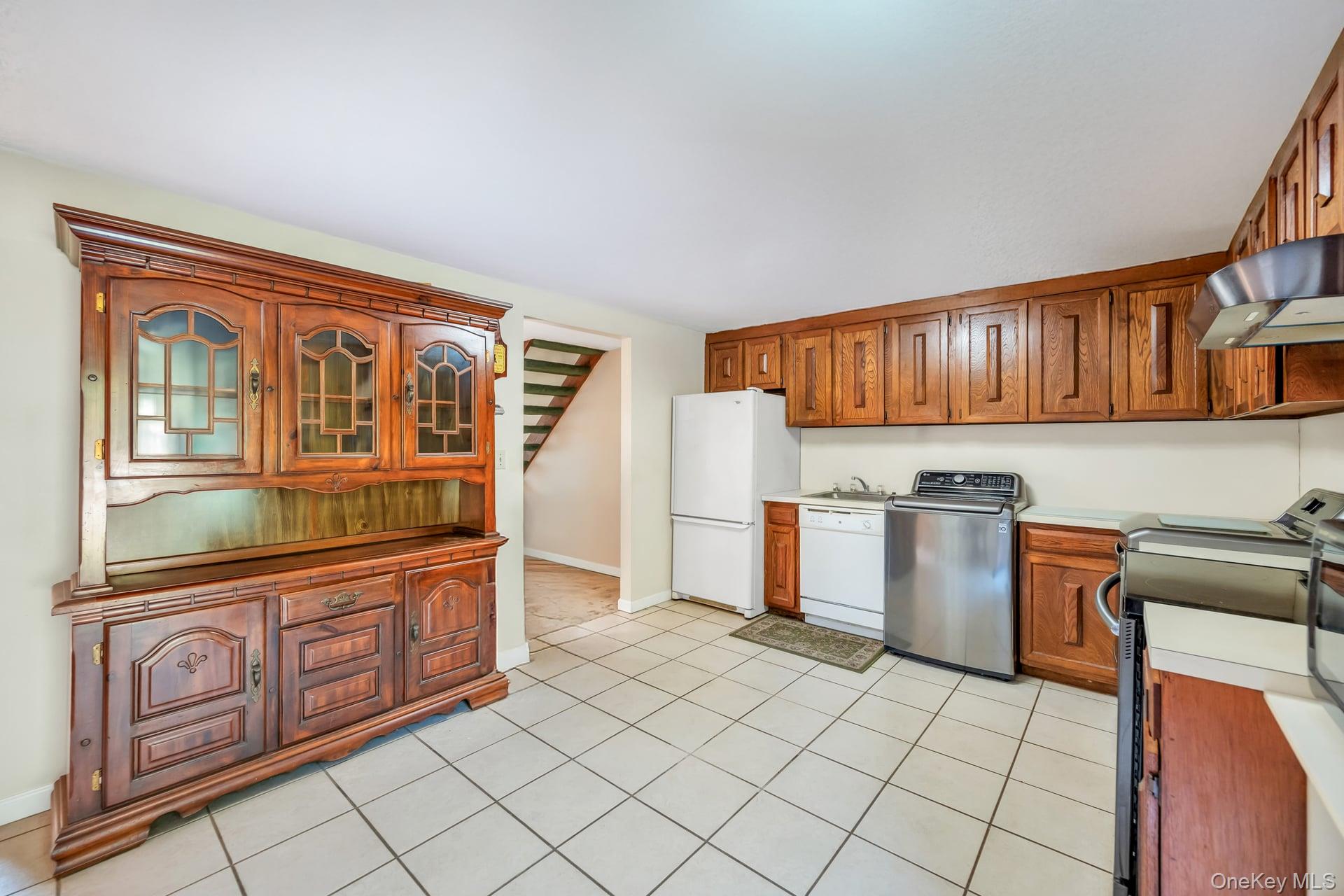 #18 photo, 75 White Pine Way, サフォーク郡 Medford , NY 11763