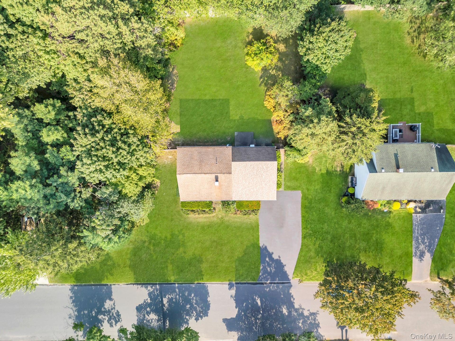 #5 photo, 75 White Pine Way, サフォーク郡 Medford , NY 11763