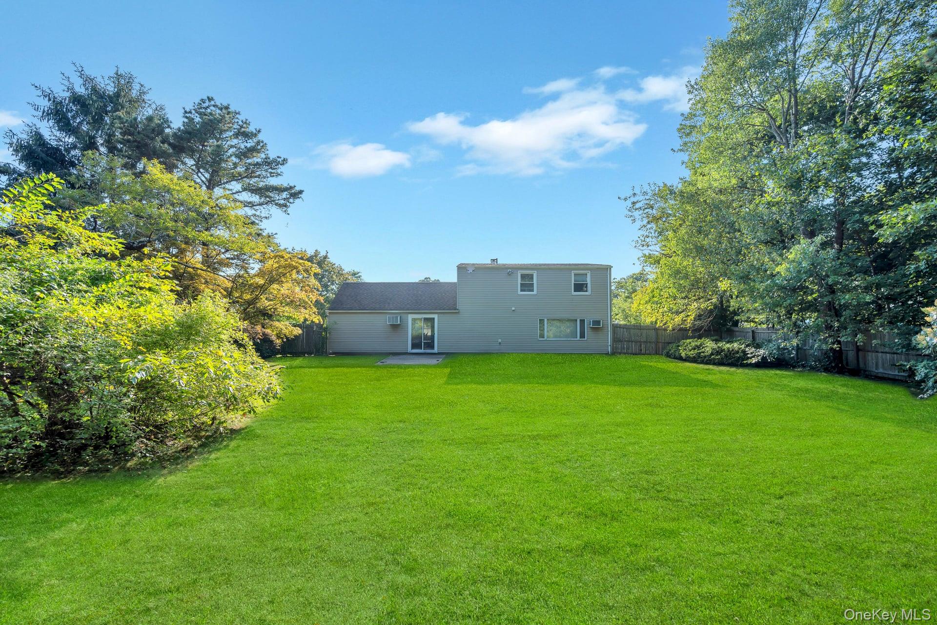 #9 photo, 75 White Pine Way, サフォーク郡 Medford , NY 11763