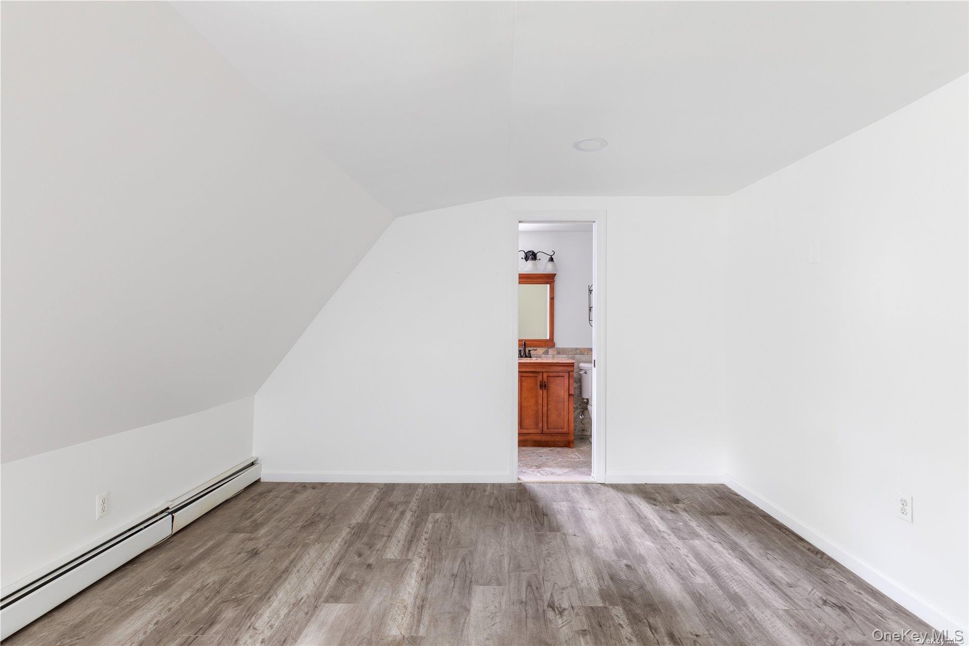 #15 photo, 110 E Bartlett Road, サフォーク郡 Middle Island , NY 11953