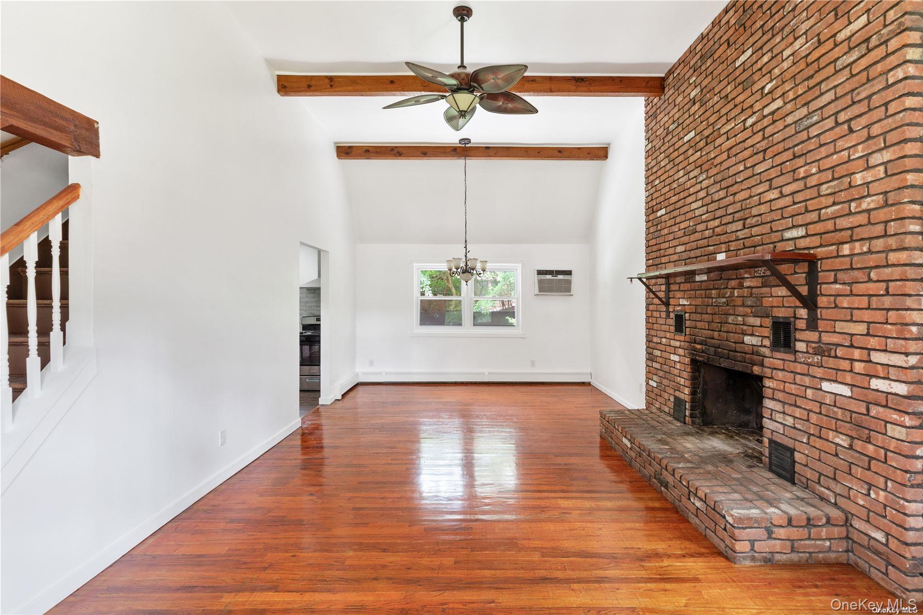 #3 photo, 110 E Bartlett Road, サフォーク郡 Middle Island , NY 11953