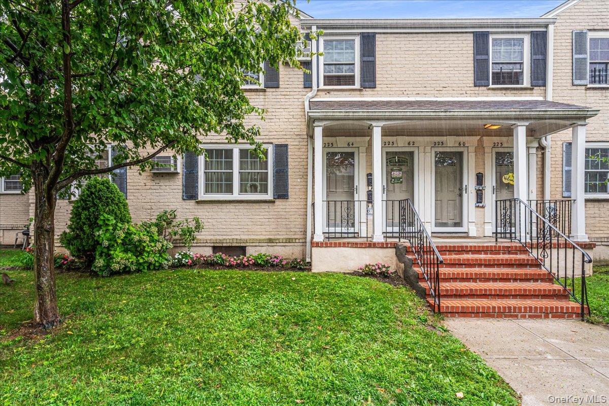 #1 photo, 223-64A 65 Avenue, クイーンズ区 Bayside , NY 11364