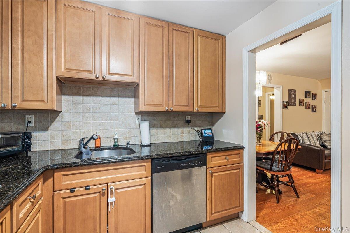 #6 photo, 223-64A 65 Avenue, クイーンズ区 Bayside , NY 11364