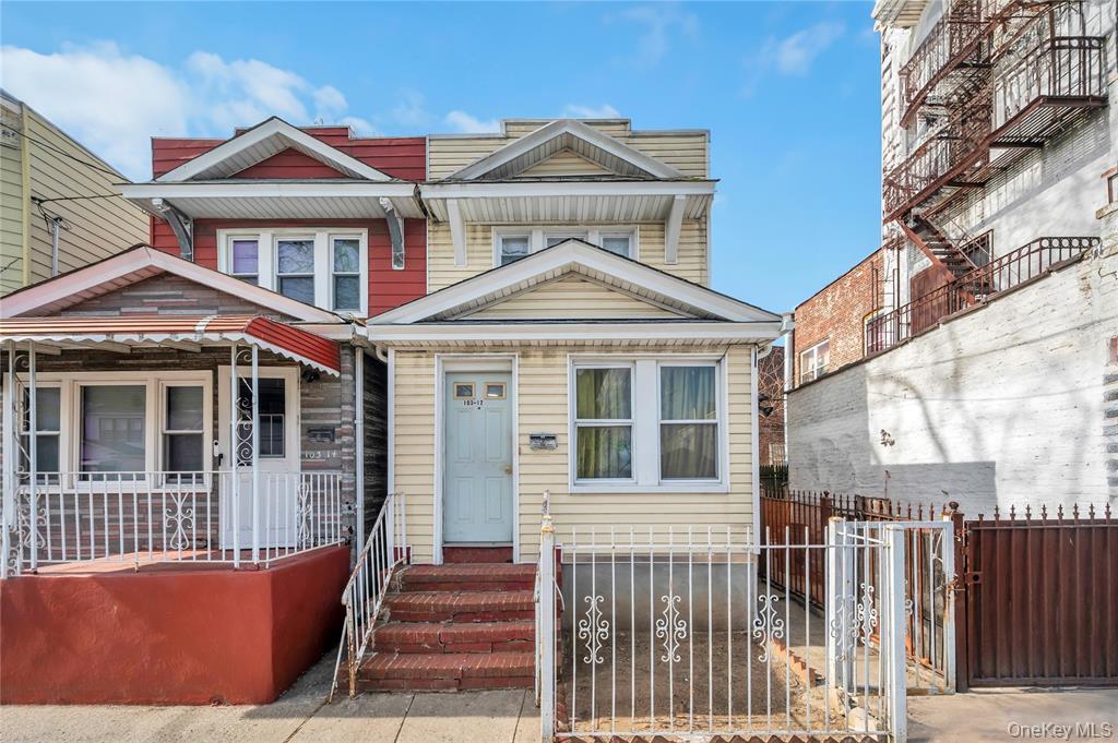 #1 photo, 10312 114th Street, कुईंस Richmond Hill S. , NY 11419