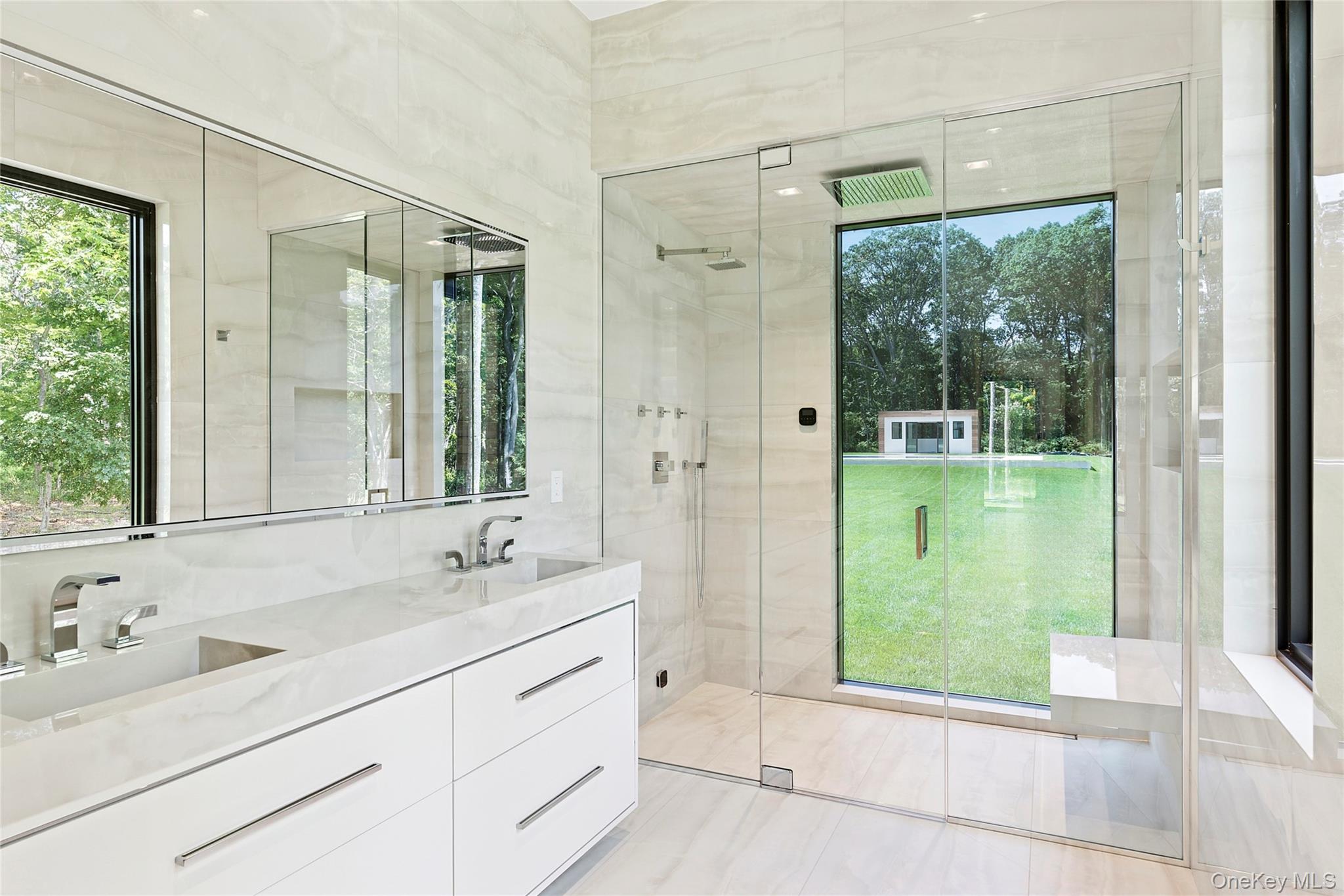 #15 photo, 27 Fresh Pond Road, サフォーク郡 North Haven , NY 11963