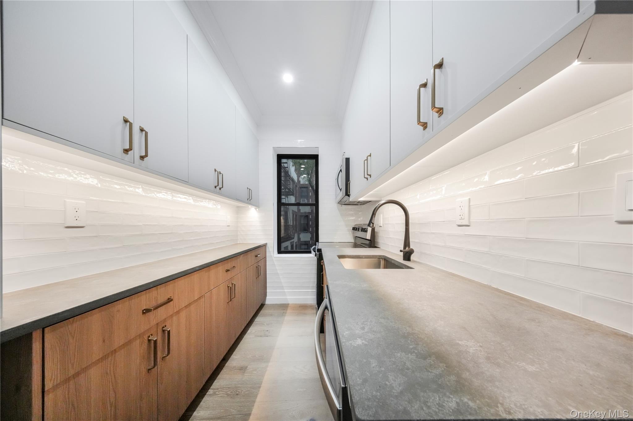 #10 photo, 31-14 Crescent Street, クイーンズ区 Astoria , NY 11106