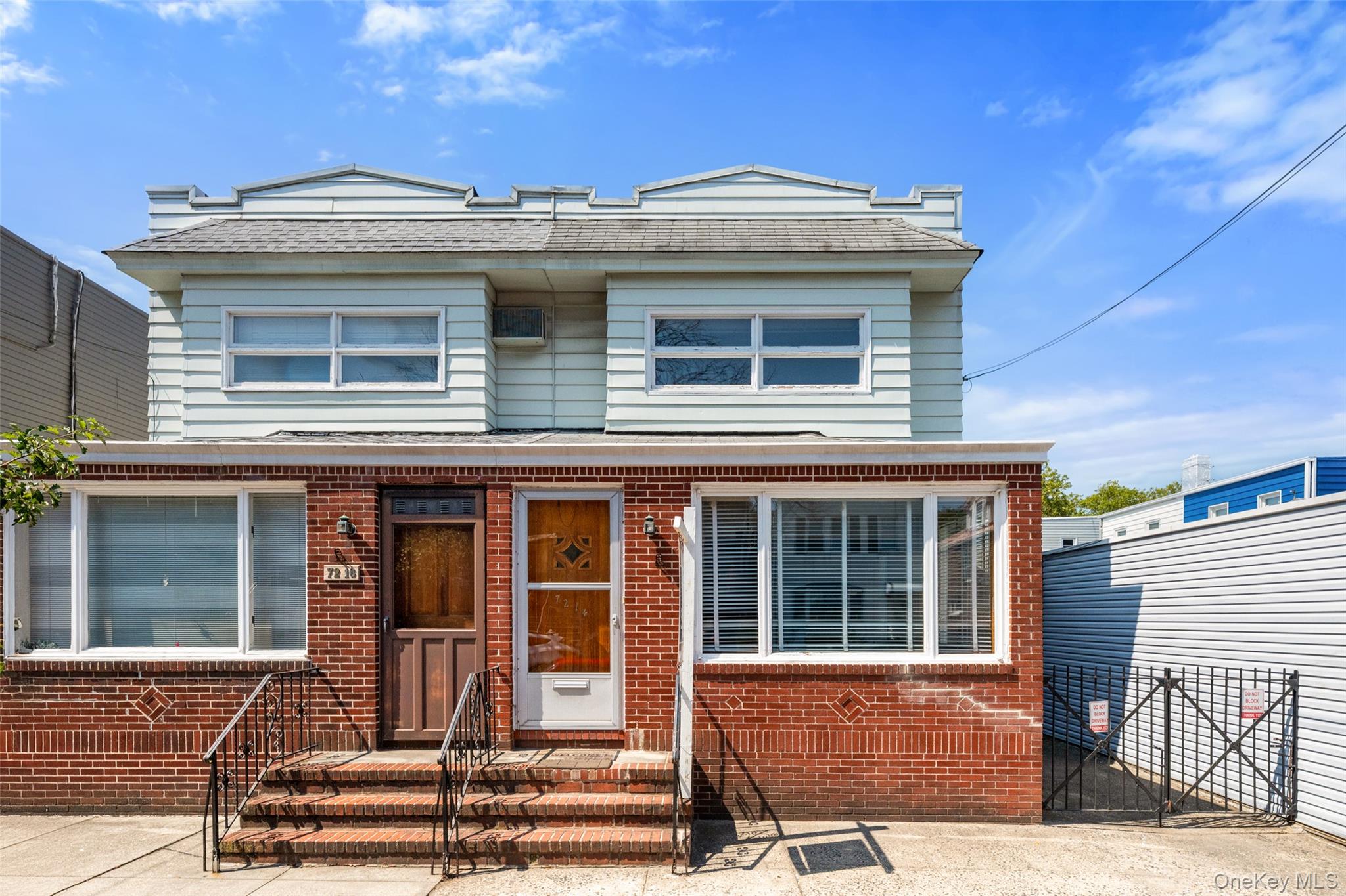 #1 photo, 7214 72 Place, クイーンズ区 Glendale , NY 11385