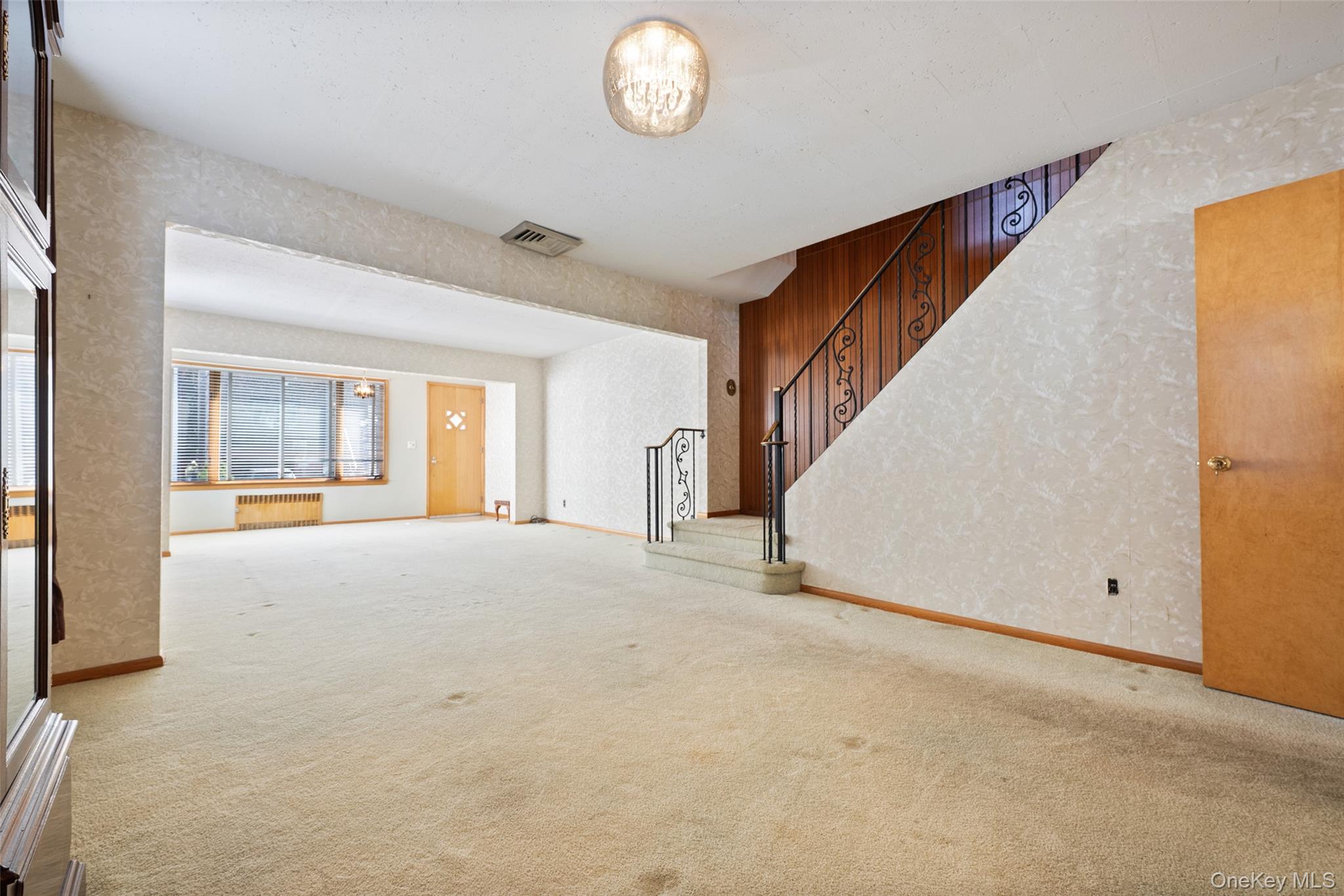 #6 photo, 7214 72 Place, クイーンズ区 Glendale , NY 11385