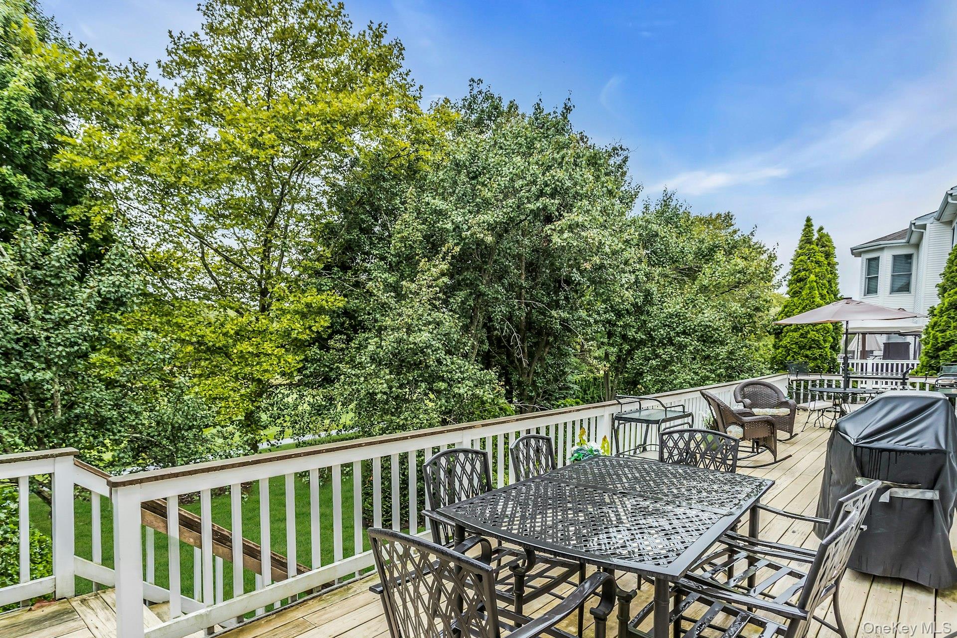 #5 photo, 106 Fairway View Drive, サフォーク郡 Commack , NY 11725