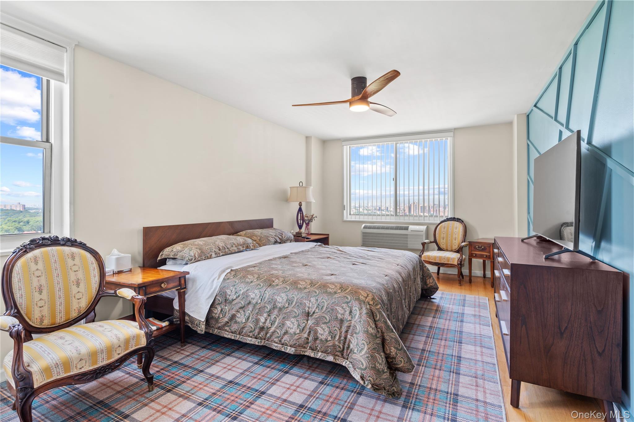 #7 photo, 118-18 Union Turnpike, クイーンズ区 Kew Gardens , NY 11415