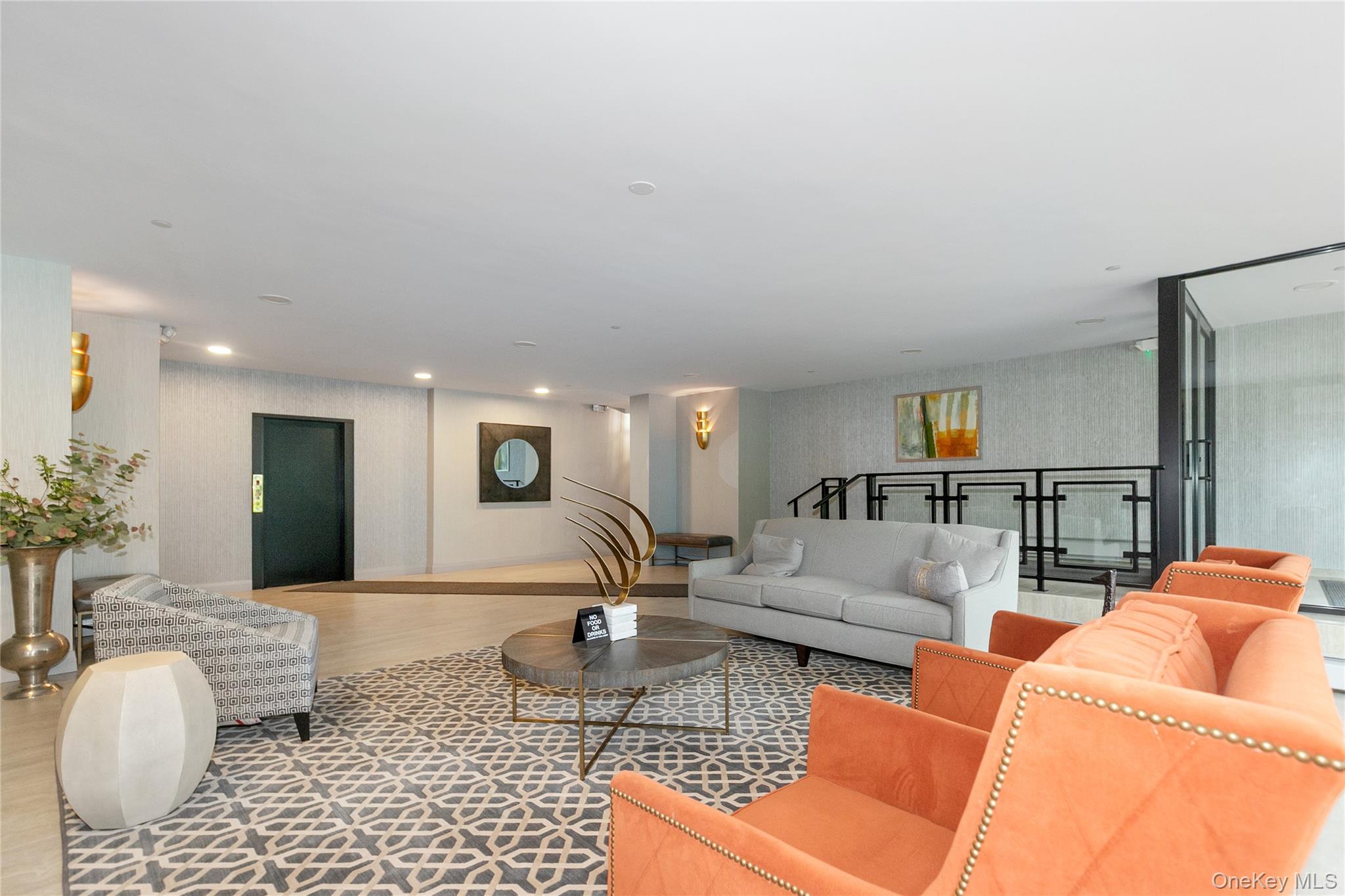 #4 photo, 25 Canterbury Road, ナッソー郡 Great Neck , NY 11021