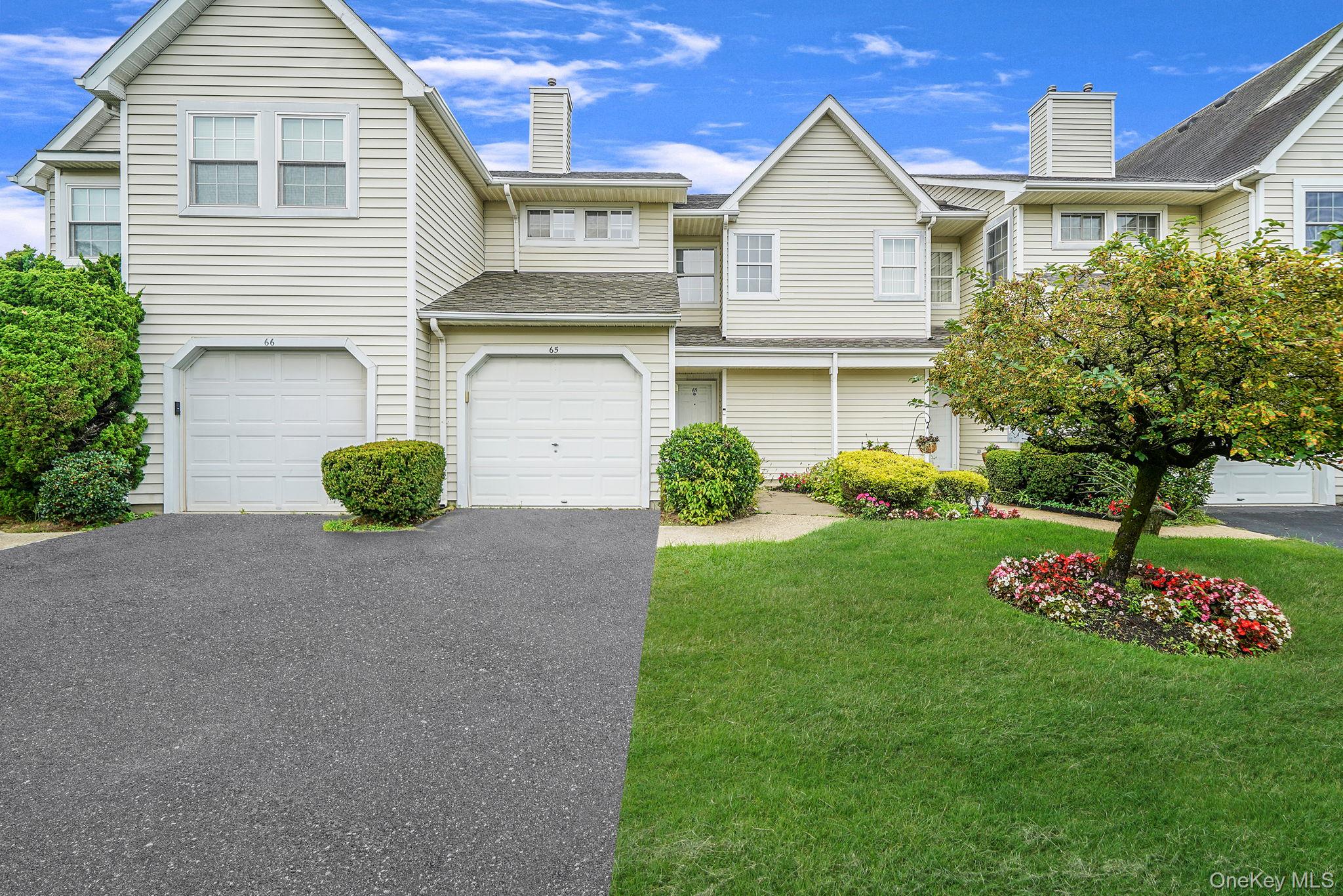 #1 photo, 65 Erik Dr., サフォーク郡 East Setauket , NY 11733